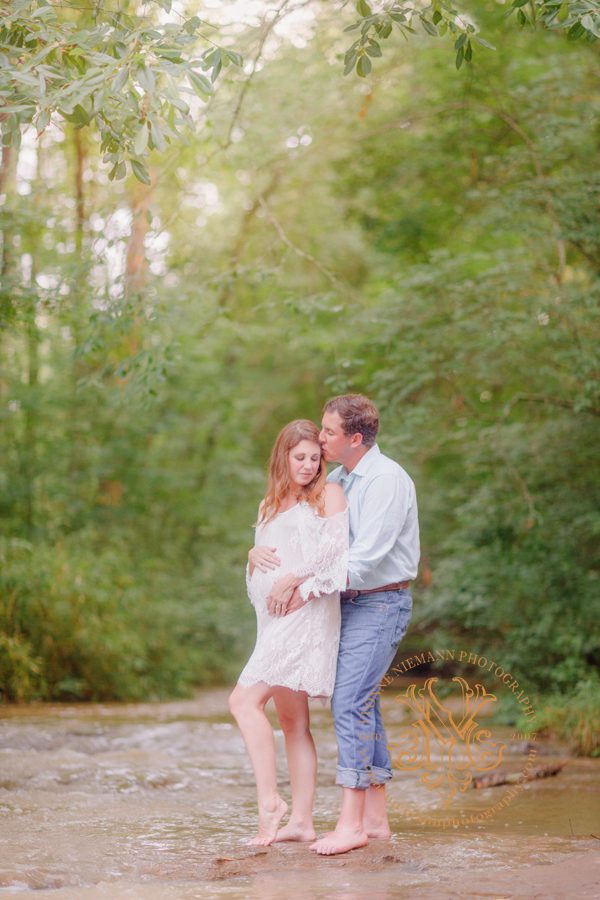 Romantic and elegant maternity photography in Oconee County, GA on shoals.
