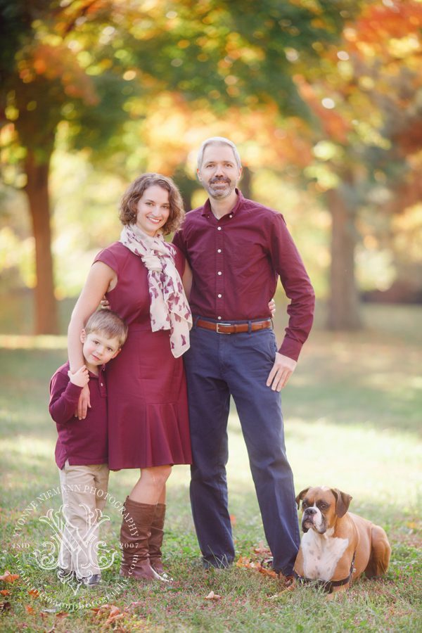 Fall family photo by Athens, GA photographer, Yvonne Niemann