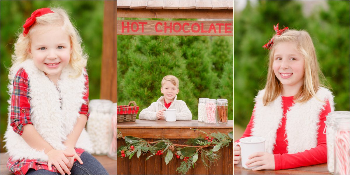 Christmas themed family portraits at tree farm