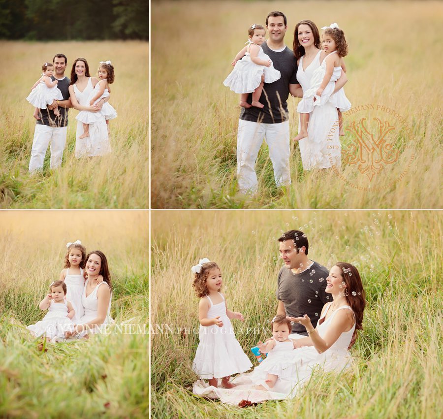 Ballwin Family Portraits at Queeny Park taken by Yvonne Niemann Photography
