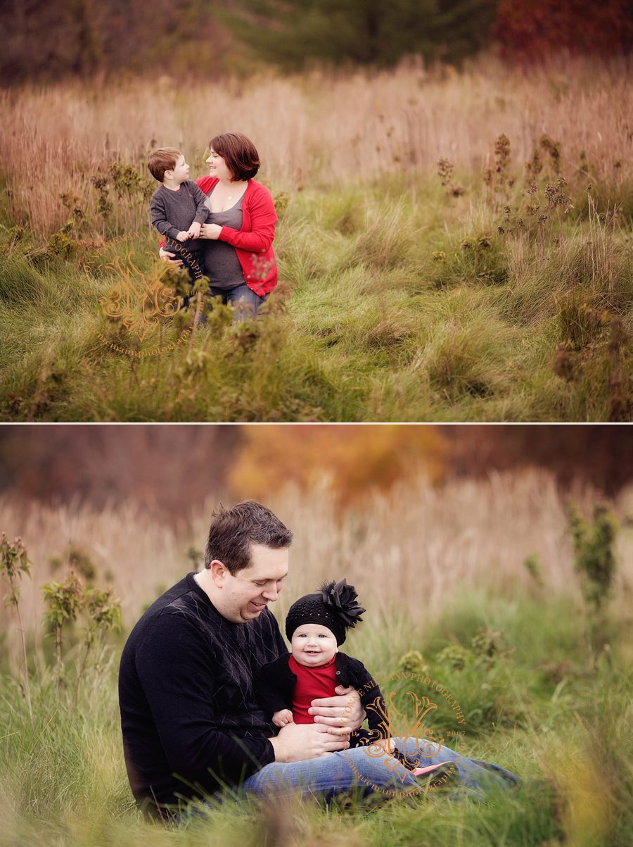 Family Portraits taken in a field in Ballwin, MO by Yvone Niemann Photography